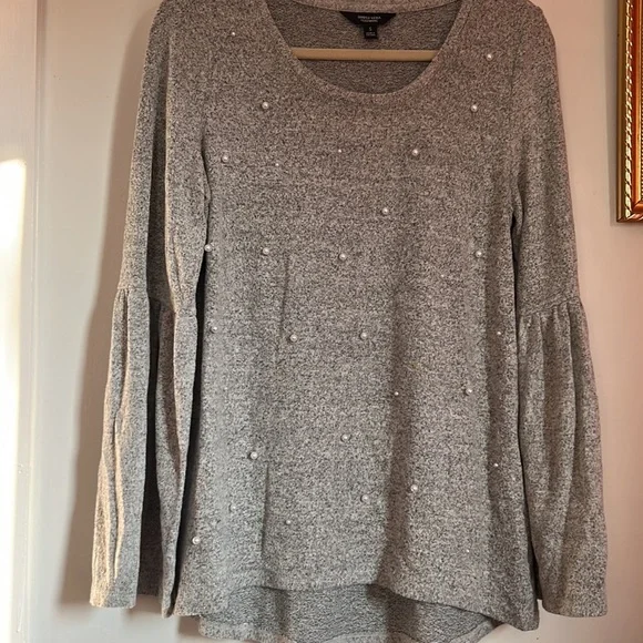 Simply Vera Vera Wang Womens Top Gray with White Pearls Size S Bell Slee… - Picture 4 of 12